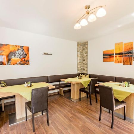 Weingut Apartment Hildegard Gangl Illmitz Exteriör bild