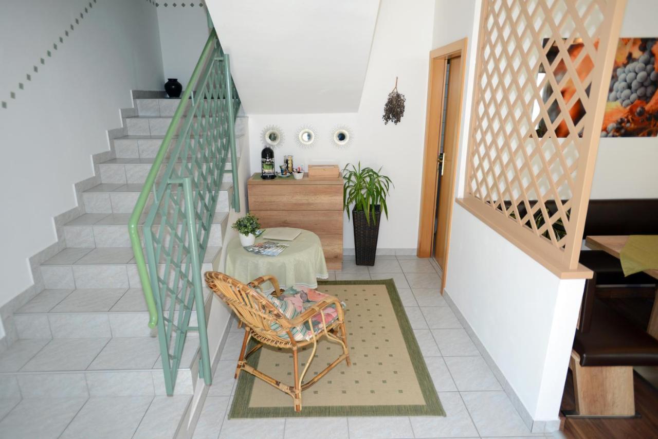 Weingut Apartment Hildegard Gangl Illmitz Exteriör bild