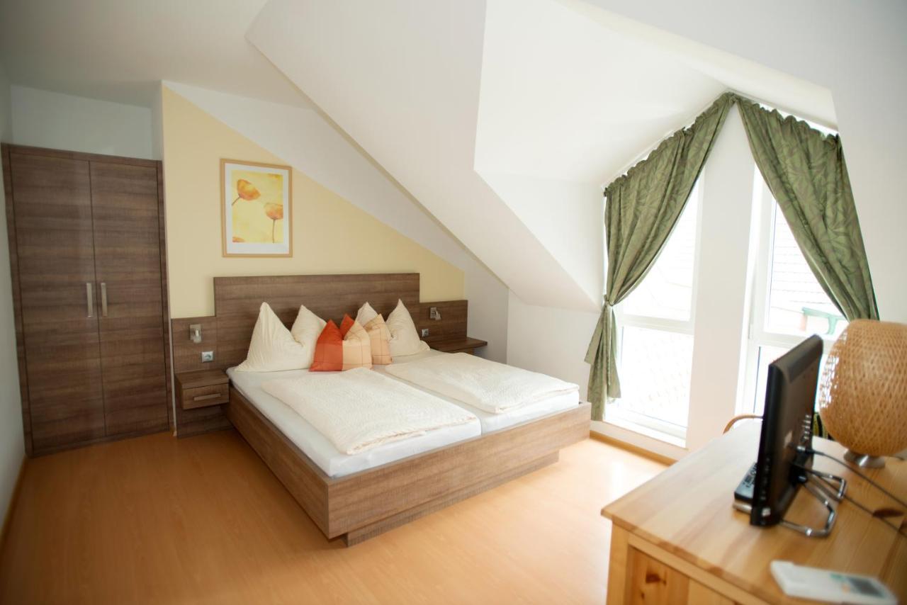 Weingut Apartment Hildegard Gangl Illmitz Exteriör bild