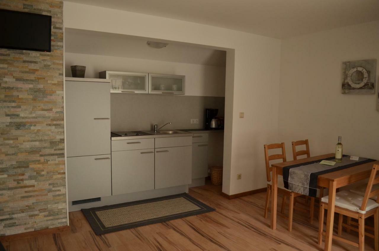 Weingut Apartment Hildegard Gangl Illmitz Exteriör bild